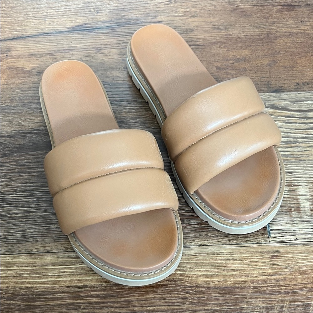 Elegant Tan Double Strap Sandals